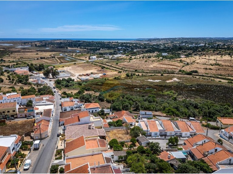 Plot for Sale in Mexilhoeira Grande, Portimão, Portugal 10