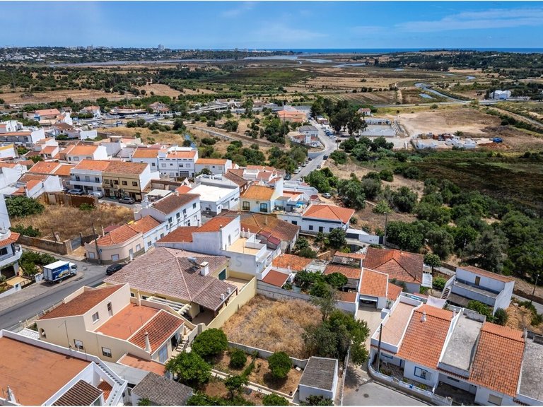 Plot for Sale in Mexilhoeira Grande, Portimão, Portugal 12