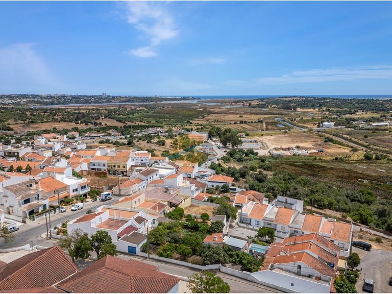 Plot for Sale in Mexilhoeira Grande, Portimão, Portugal 18