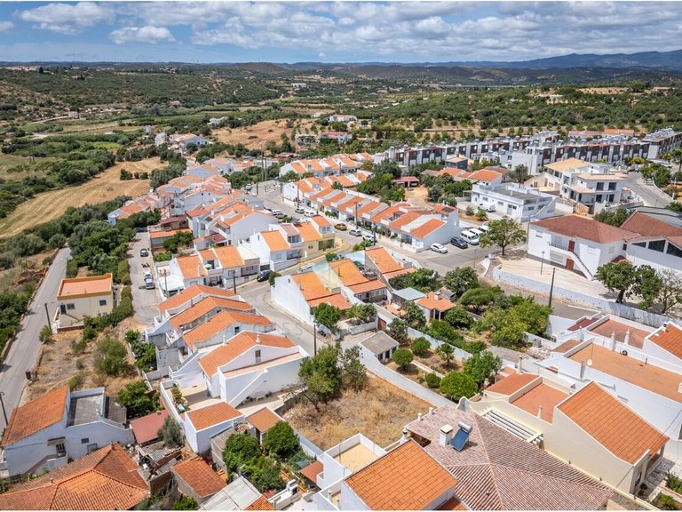 Plot for Sale in Mexilhoeira Grande, Portimão, Portugal 19
