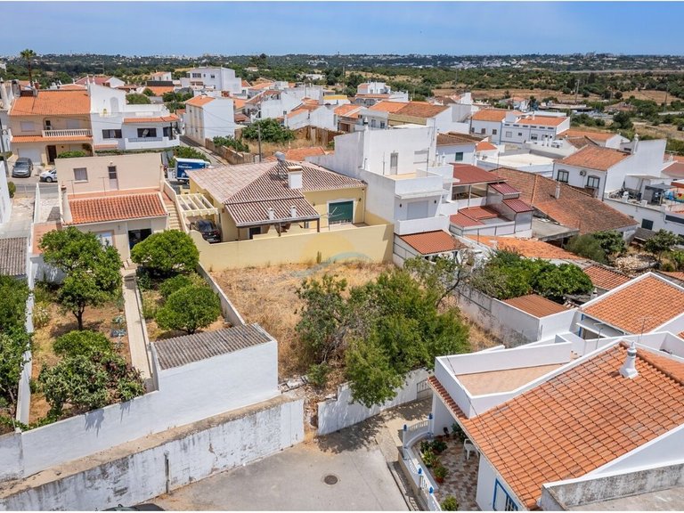 Plot for Sale in Mexilhoeira Grande, Portimão, Portugal 5
