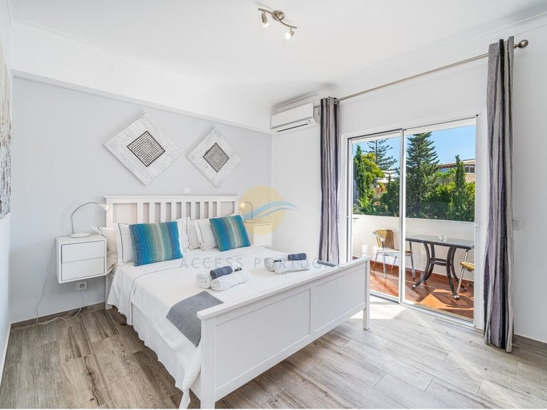 Villa for Sale in Ferragudo, Lagoa (algarve), Portugal 45