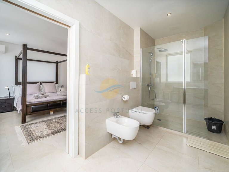 Villa for Sale in Ferragudo, Lagoa (algarve), Portugal 25