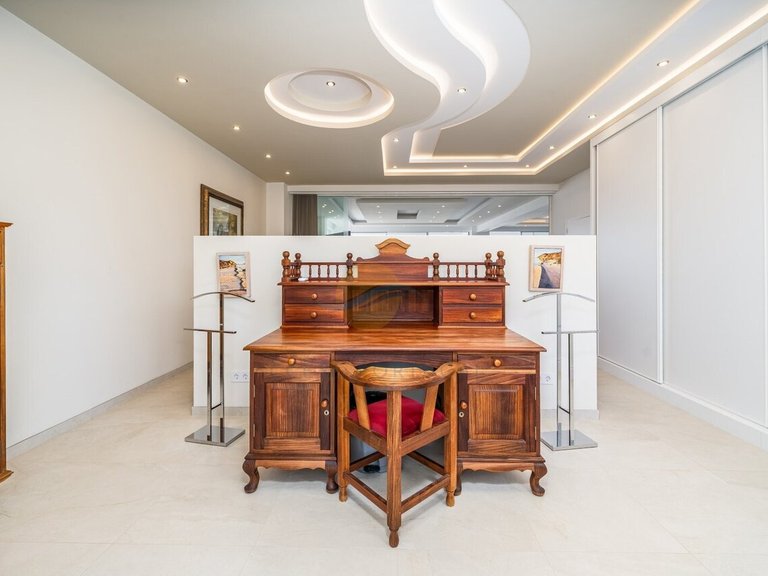 Villa for Sale in Ferragudo, Lagoa (algarve), Portugal 18