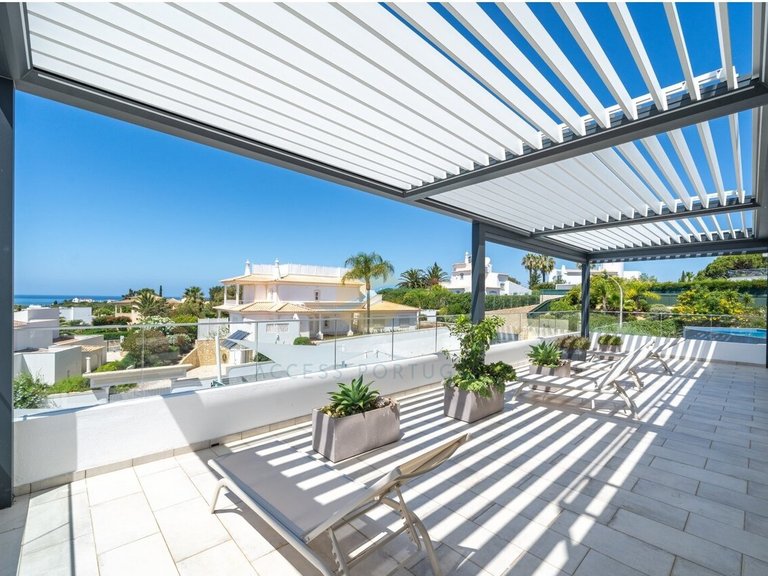 Villa for Sale in Ferragudo, Lagoa (algarve), Portugal 12