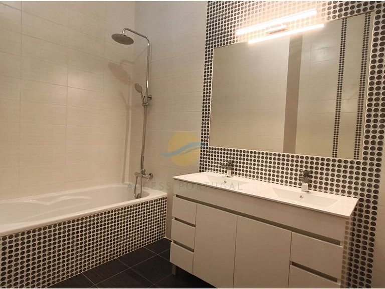 Villa for Sale in Guia, Albufeira, Portugal 26
