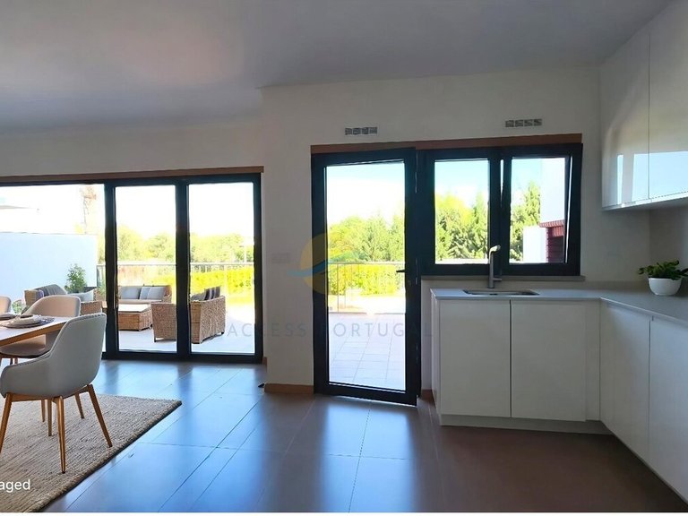Villa for Sale in Guia, Albufeira, Portugal 6