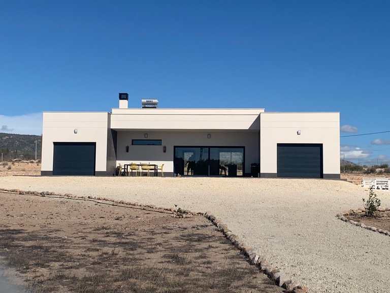 Villa for Sale in Inland Pinoso, Alicante 5