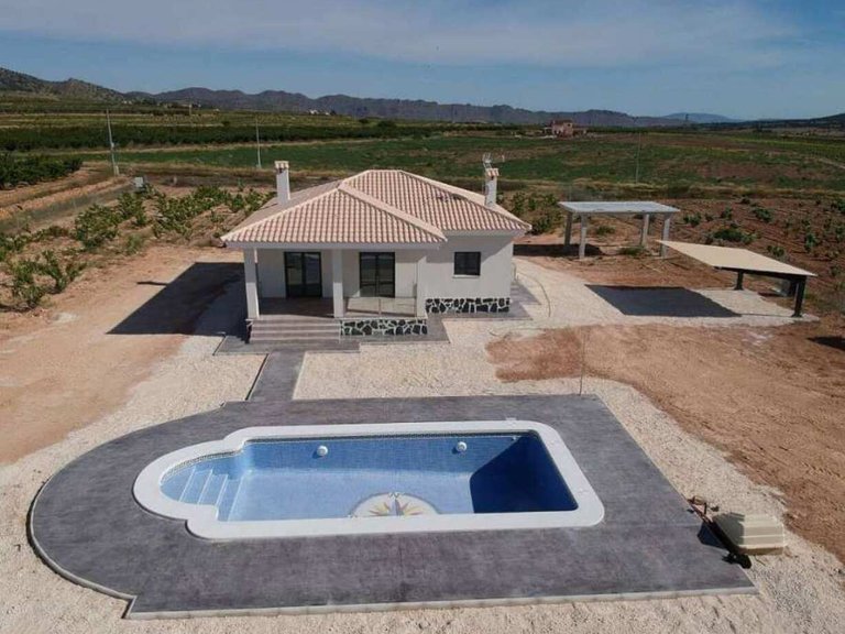 Villa for Sale in Pinoso, Alicante 8