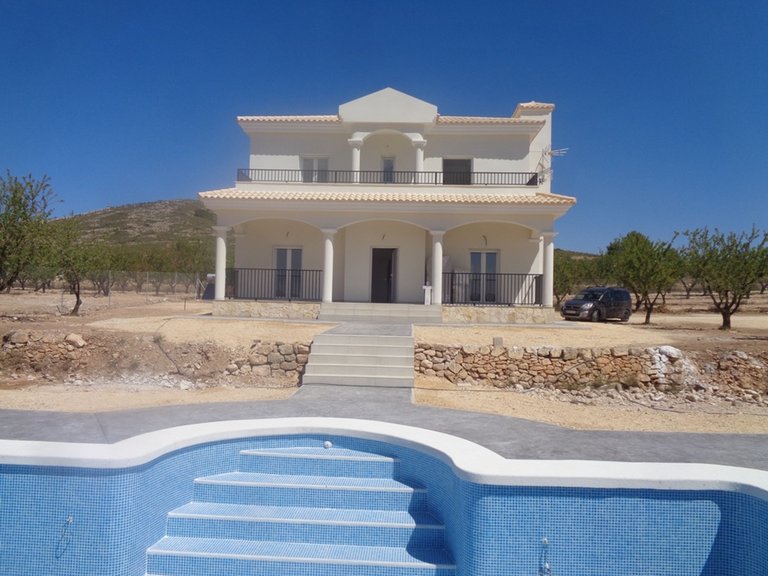 Villa for Sale in Inland Pinoso, Alicante 36