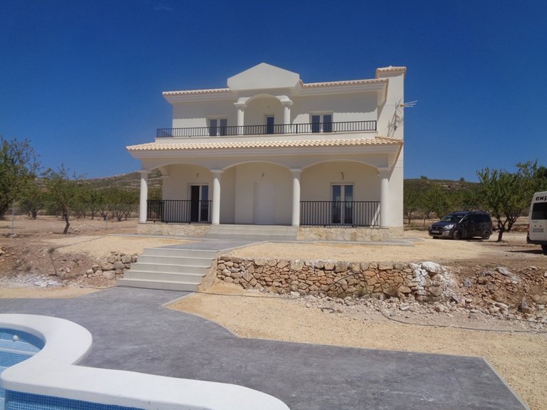 Villa for Sale in Inland Pinoso, Alicante 37