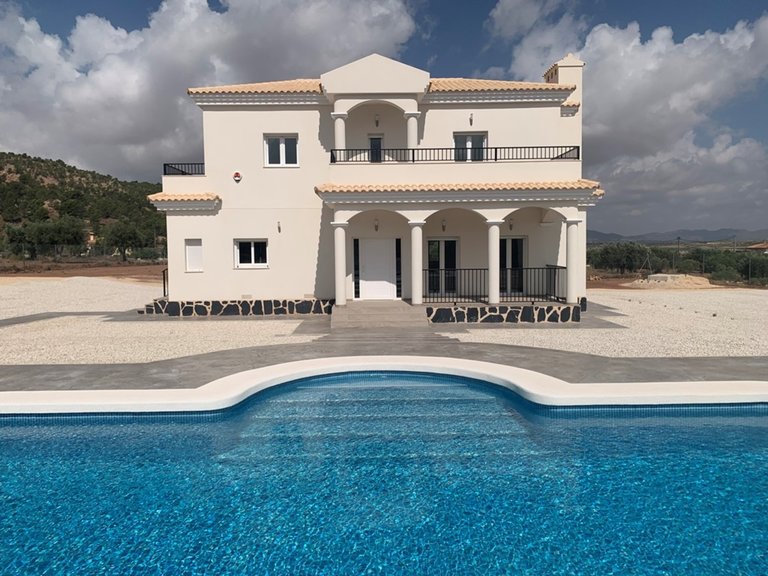 Villa for Sale in Inland Pinoso, Alicante 5