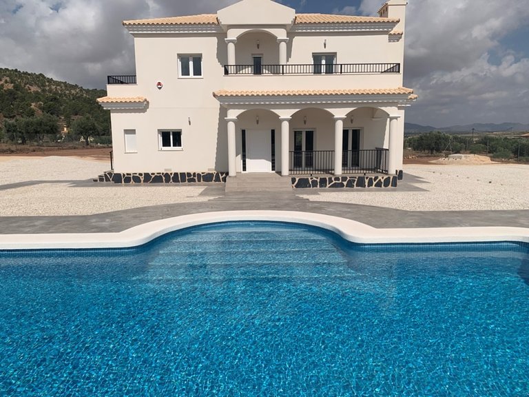 Villa for Sale in Inland Pinoso, Alicante 6