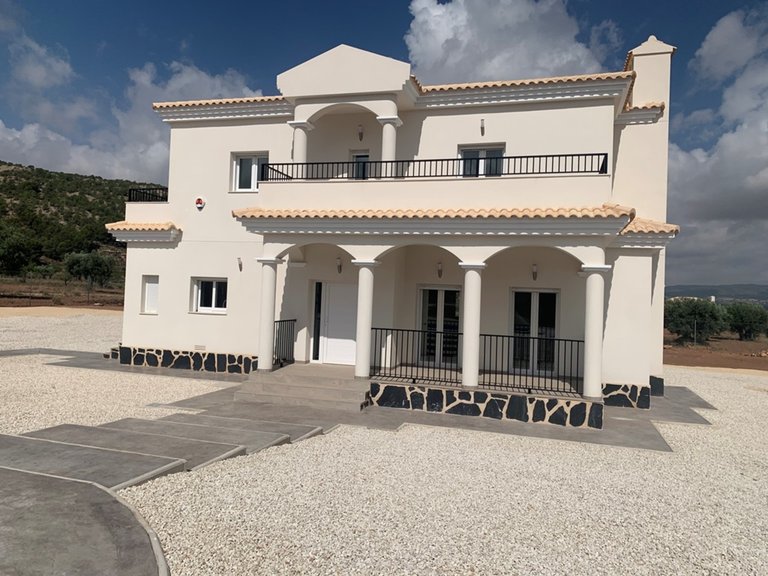 Villa for Sale in Inland Pinoso, Alicante 11