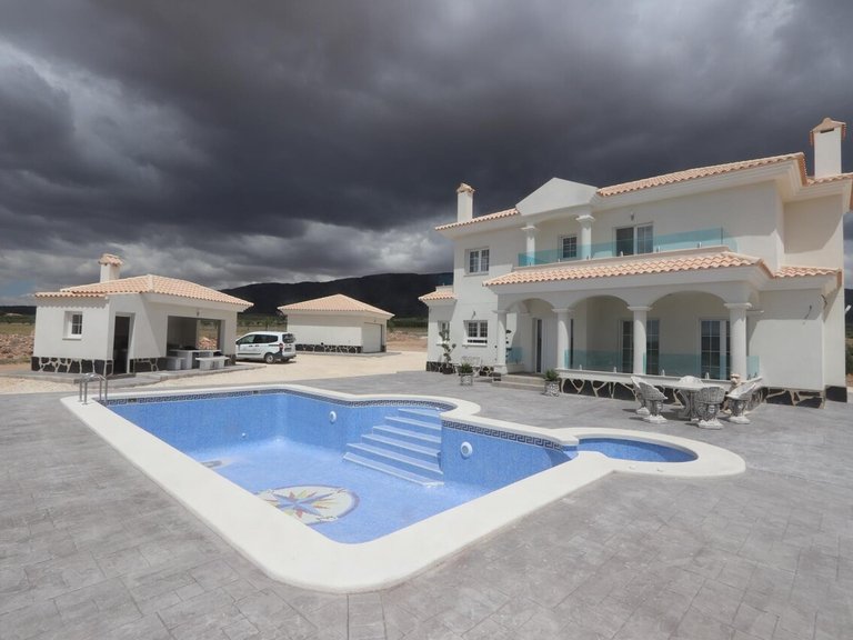 Villa for Sale in Inland Pinoso, Alicante 12