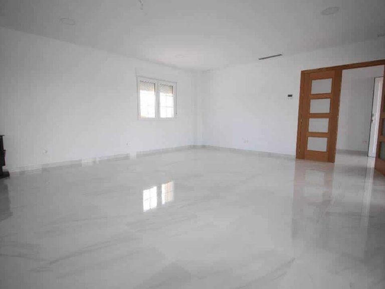 Villa for Sale in Inland Pinoso, Alicante 4