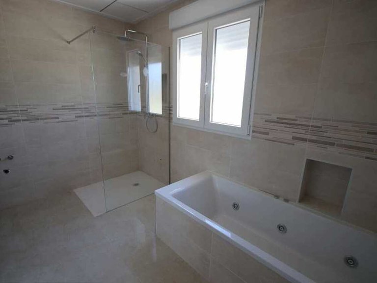 Villa for Sale in Inland Pinoso, Alicante 8