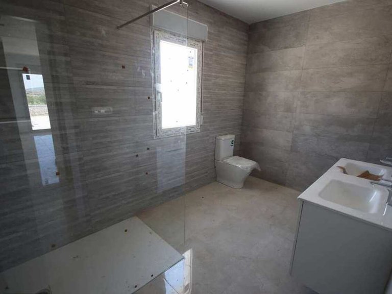 Villa for Sale in Inland Pinoso, Alicante 9