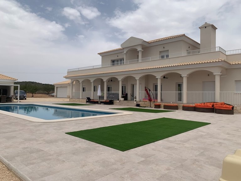 Villa for Sale in Inland Pinoso, Alicante 6