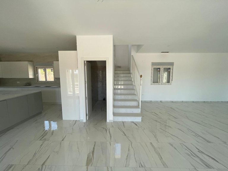 Villa for Sale in Inland Pinoso, Alicante 11