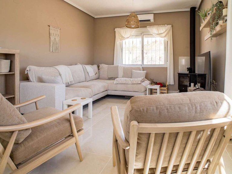 Villa for Sale in Inland Pinoso, Alicante 2