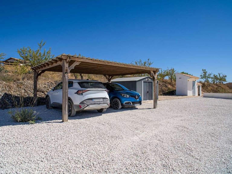 Villa for Sale in Inland Pinoso, Alicante 46