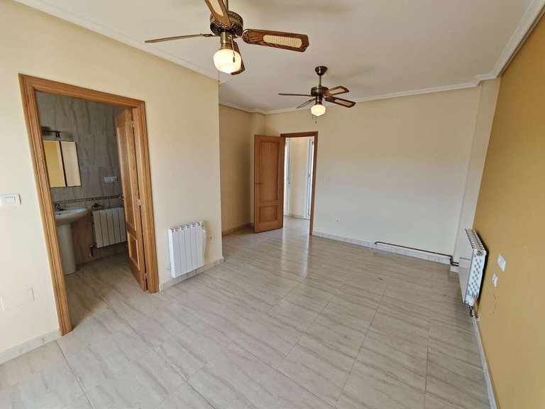 Villa for Sale in Inland Pinoso, Alicante 30