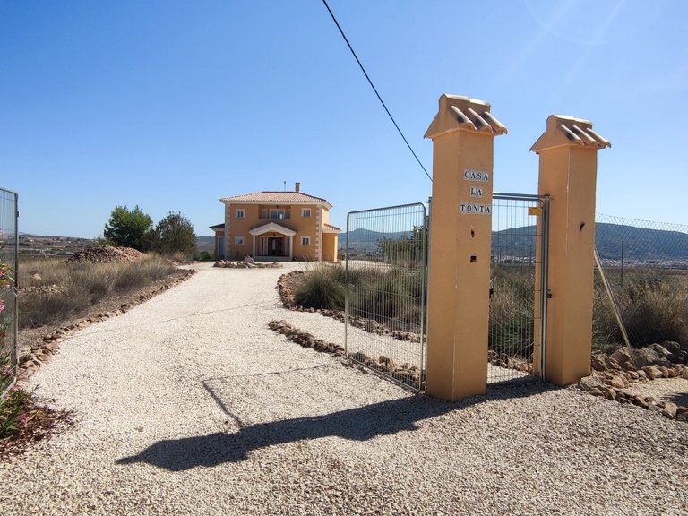 Villa for Sale in Inland Pinoso, Alicante 49