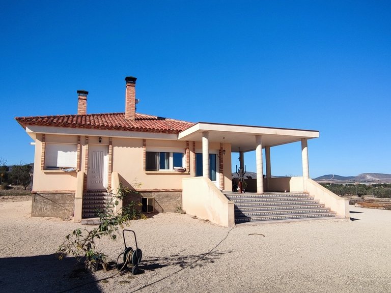 Villa for Sale in  Caudete, Valencia 13