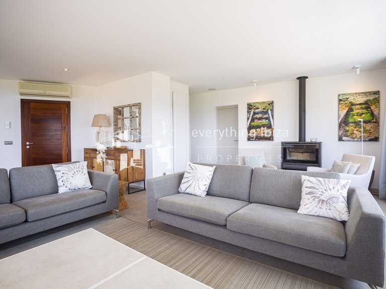 Villa for Sale in Cala Salada, Ibiza 15