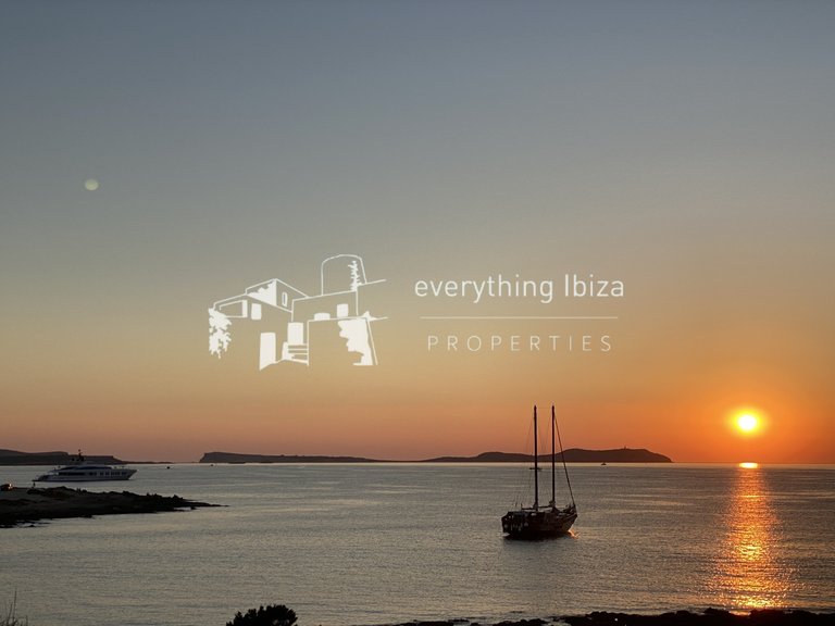 Villa for Sale in Cala Salada, Ibiza 4
