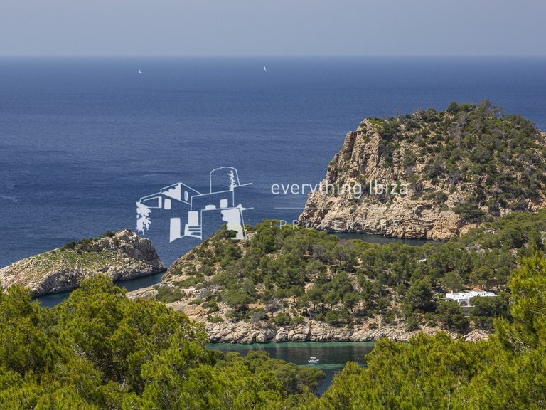 Villa for Sale in Cala Salada, Ibiza 31