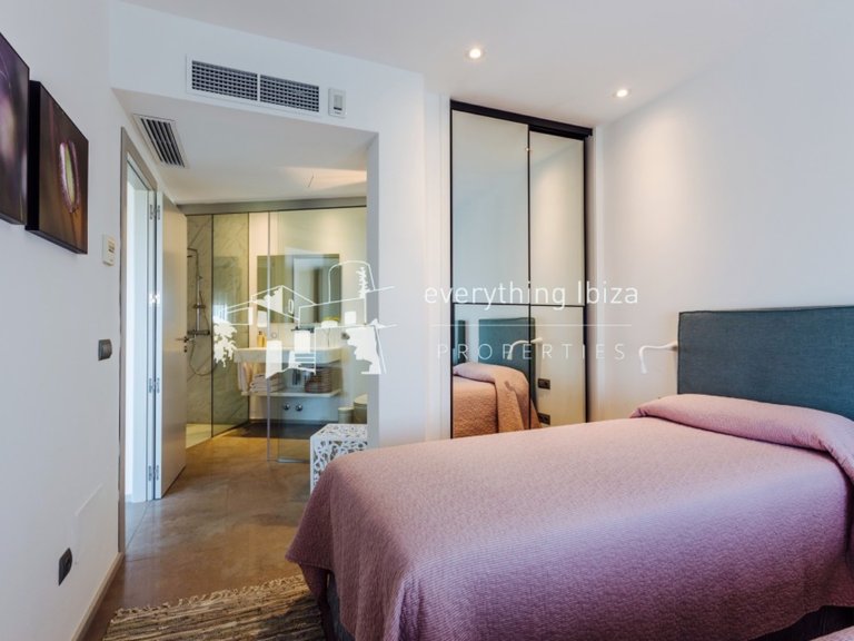 Villa for Sale in Cala Salada, Ibiza 33
