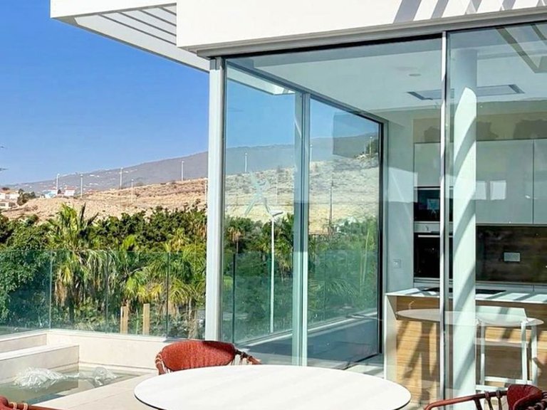 Villa for Sale in Adeje, Sta.cruz Tener. 3