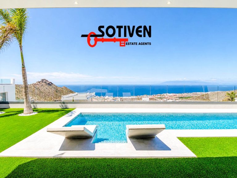 Villa for Rent in Adeje, Sta.cruz Tener. 1