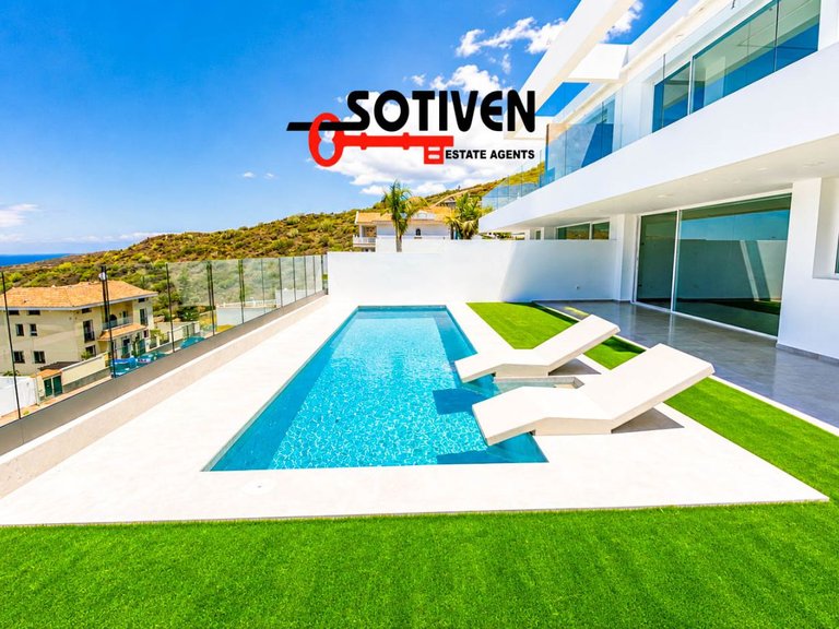 Villa for Rent in Adeje, Sta.cruz Tener. 2