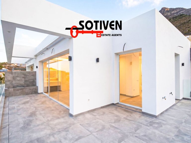 Villa for Rent in Adeje, Sta.cruz Tener. 11