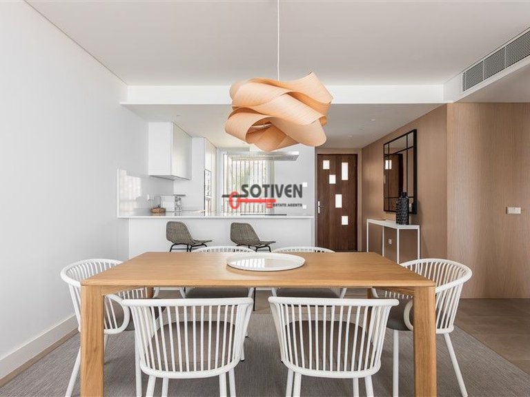 Apartment for Sale in Guía De Isora, Sta.cruz Tener. 18