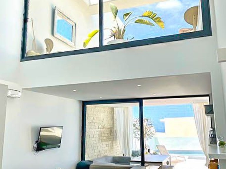 Villa for Sale in Adeje, Sta.cruz Tener. 10