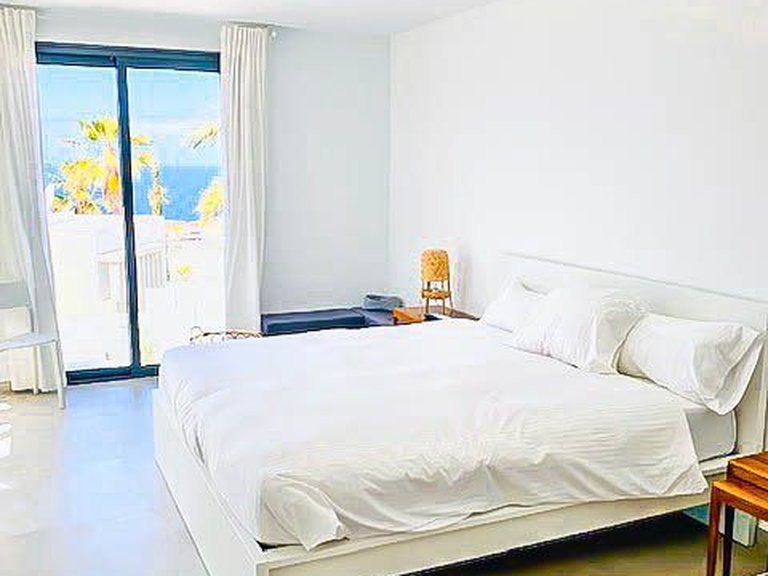 Villa for Sale in Adeje, Sta.cruz Tener. 16