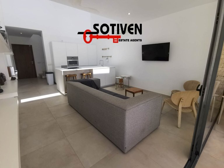 Villa for Sale in Adeje, Sta.cruz Tener. 42