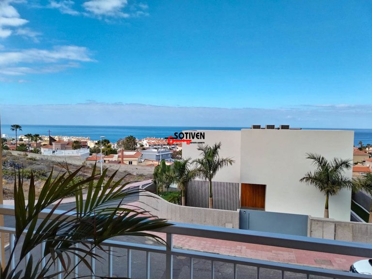 Apartment for Rent in Adeje, Sta.cruz Tener. 7