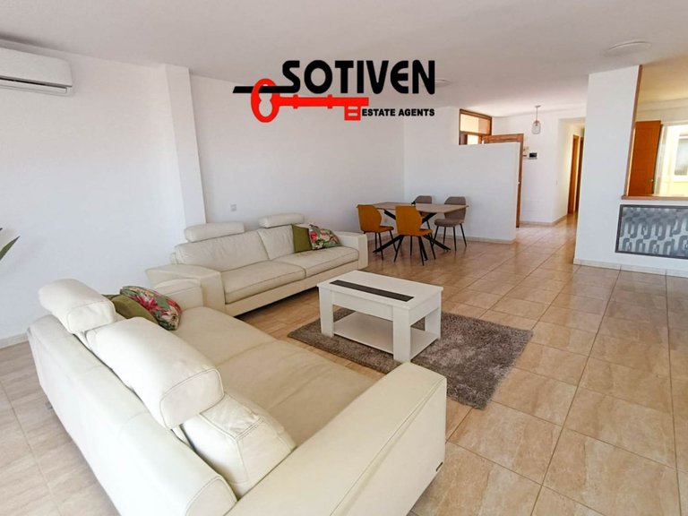 Villa for Rent in Adeje, Sta.cruz Tener. 7
