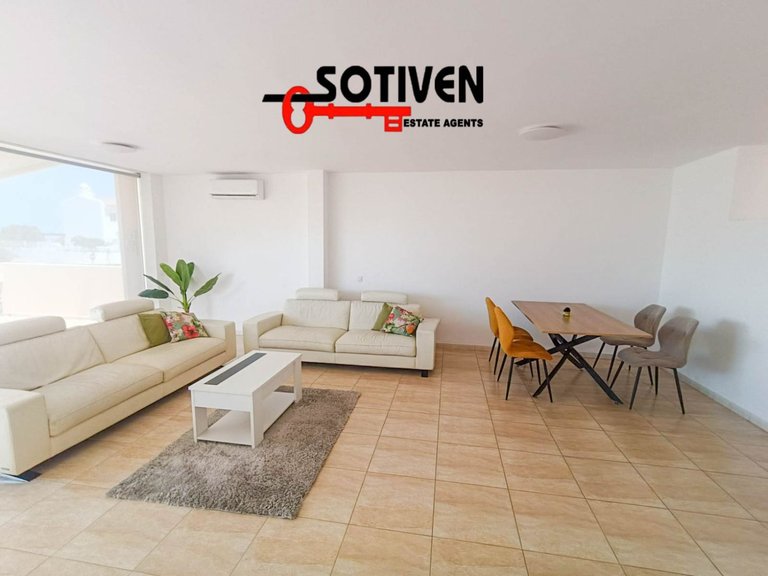 Villa for Rent in Adeje, Sta.cruz Tener. 4