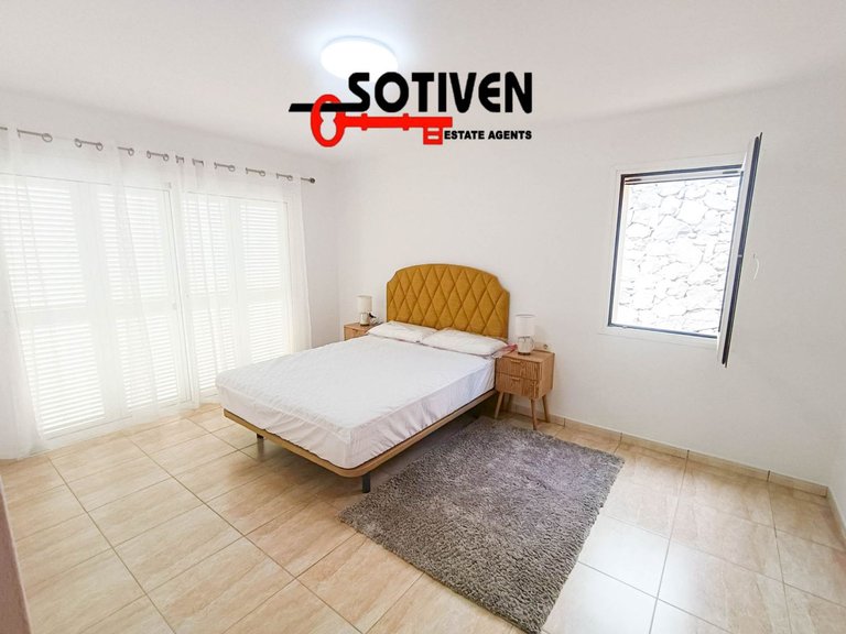 Villa for Rent in Adeje, Sta.cruz Tener. 17