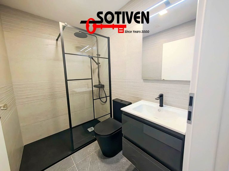 Town House for Sale in Guía De Isora, Sta.cruz Tener. 20