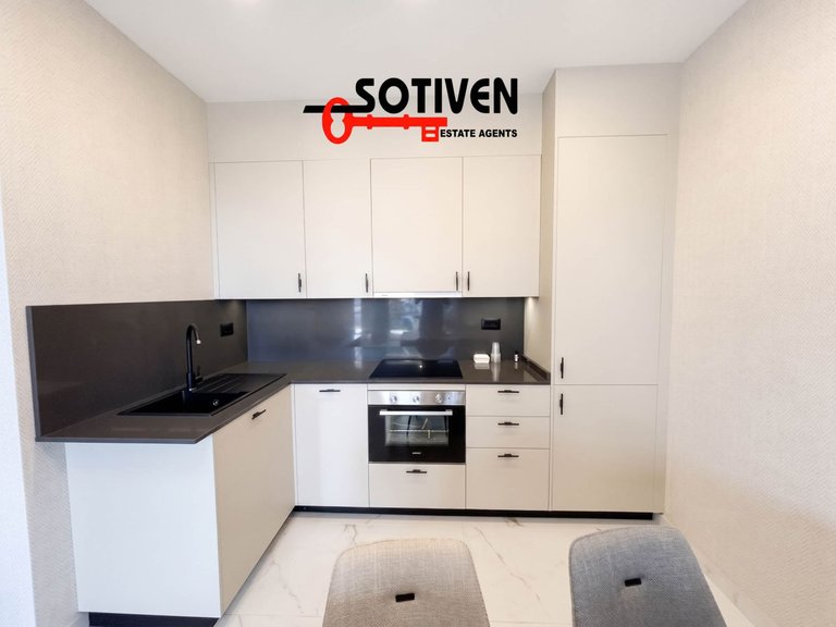 Town House for Sale in Guía De Isora, Sta.cruz Tener. 16