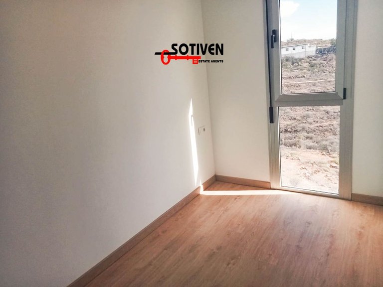 Town House for Sale in Adeje, Sta.cruz Tener. 10