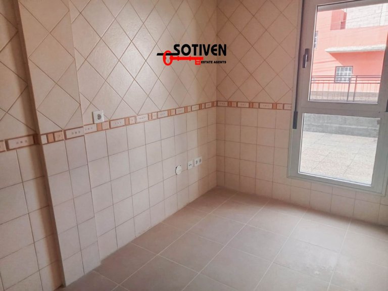 Town House for Sale in Adeje, Sta.cruz Tener. 7