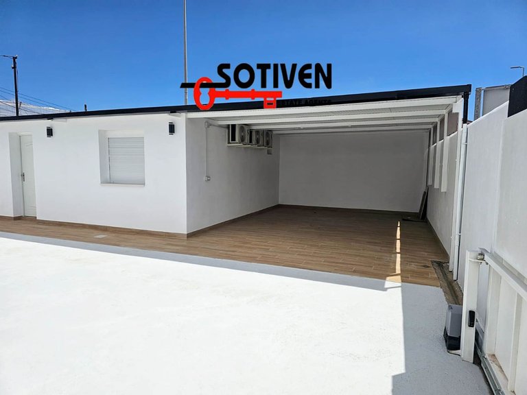 Villa for Sale in Arona, Sta.cruz Tener. 10